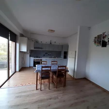 Апартаменти Apartament Plopilor