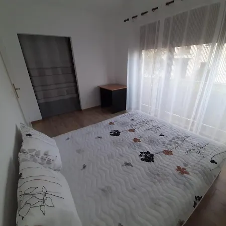 Apartament Plopilor Апартаменти Клуж-Напока